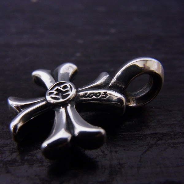 実際に弊社で買取させて頂いた【ギャラ付き】TRAVIS WALKER/トラヴィスワーカー レベルクロスチャームの画像 3枚目