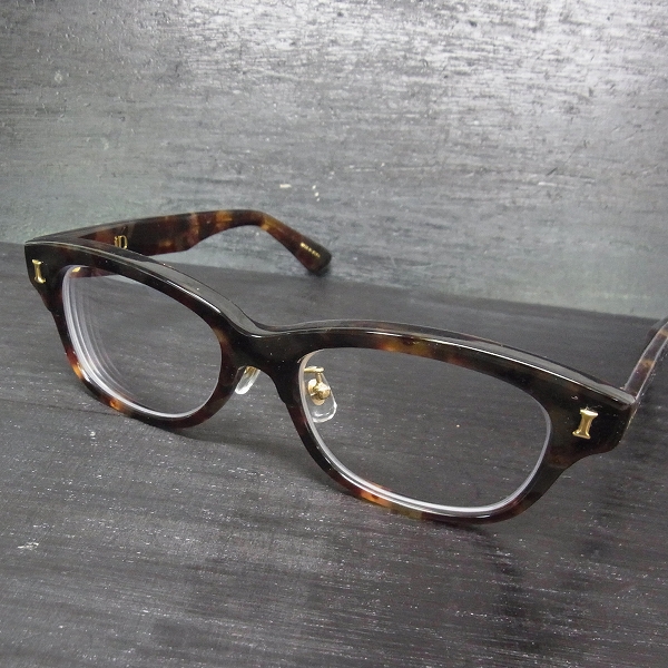 実際に弊社で買取させて頂いたiD URBAN RESEARCH×KANEKO OPTICAL 金子眼鏡 デミ柄 ウェリントン