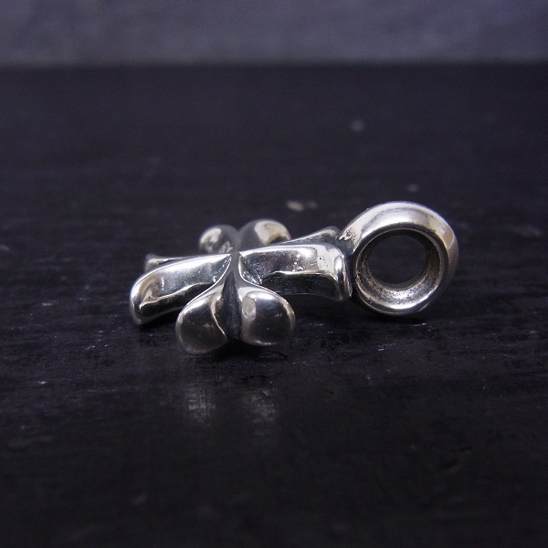 実際に弊社で買取させて頂いた【ギャラ付き】TRAVIS WALKER/トラヴィスワーカー レベルクロスチャームの画像 5枚目