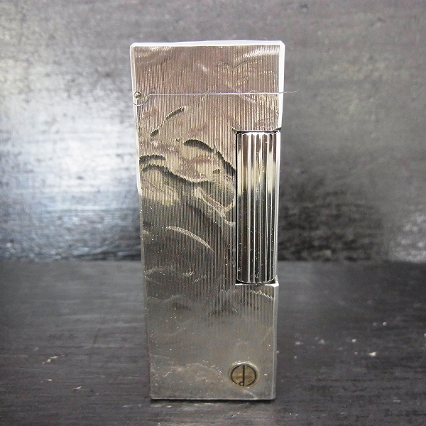 実際に弊社で買取させて頂いたDunhill/ダンヒル ローラー ガスライター/シルバー 喫煙具