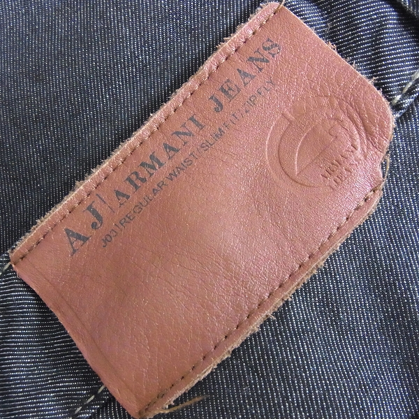 実際に弊社で買取させて頂いたARMANI JEANS/アルマーニ COMFORT FIT デニムパンツ 32の画像 2枚目