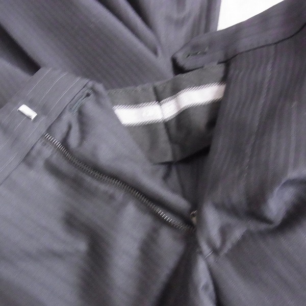 実際に弊社で買取させて頂いたGIORGIO ARMANI/ジョルジオ アルマーニ スーツ 黒ラベル セットアップ/46の画像 6枚目