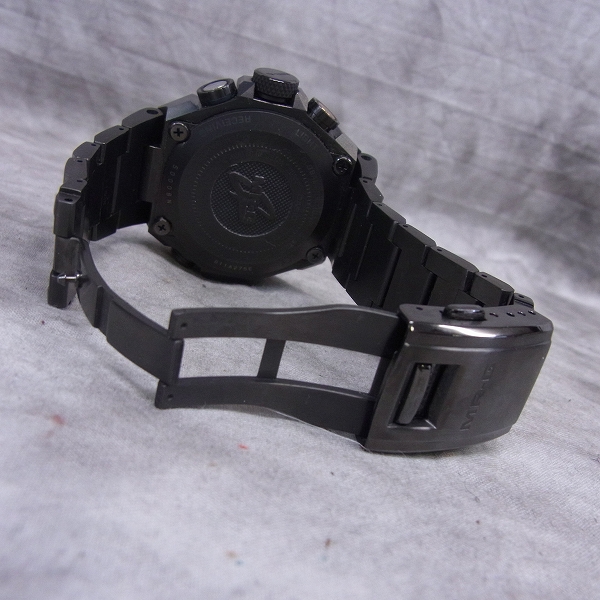 実際に弊社で買取させて頂いたG-SHOCK/Gショック MRG/MR-G GPS ハイブリッド 電波ソーラー チタン MRG-G1000B-1AJRの画像 3枚目