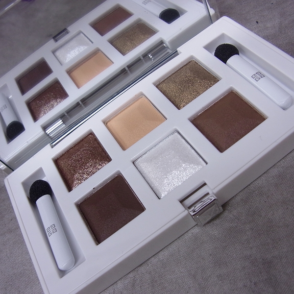 実際に弊社で買取させて頂いた【未使用品】GIVENCHY/ジバンシィ アイシィ パレット ＃1 アイシャドウ 1gx6