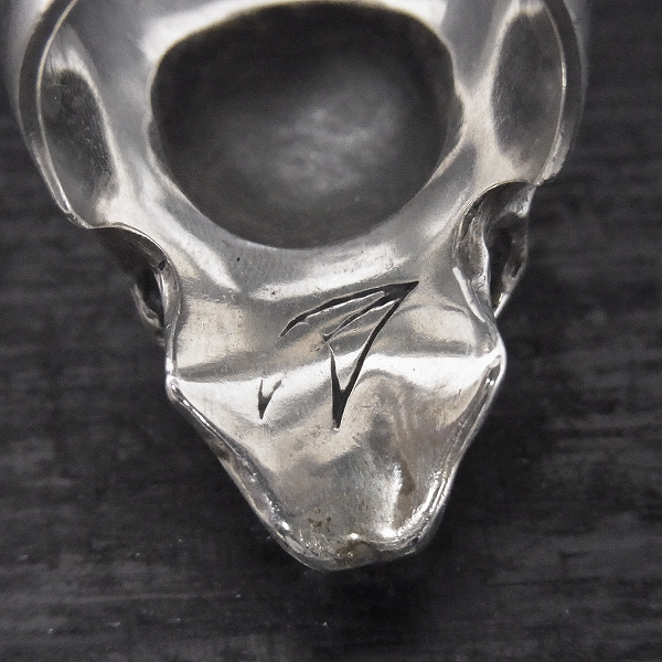 実際に弊社で買取させて頂いた【ギャラ付】CRAZY PIG DESIGNS LONDON/クレイジーピッグ Engraved Skull リング/21号の画像 5枚目