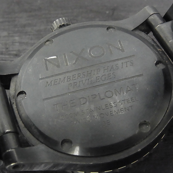 実際に弊社で買取させて頂いたNIXON/ニクソン DIPLOMAT/ディプロマット 腕時計の画像 3枚目