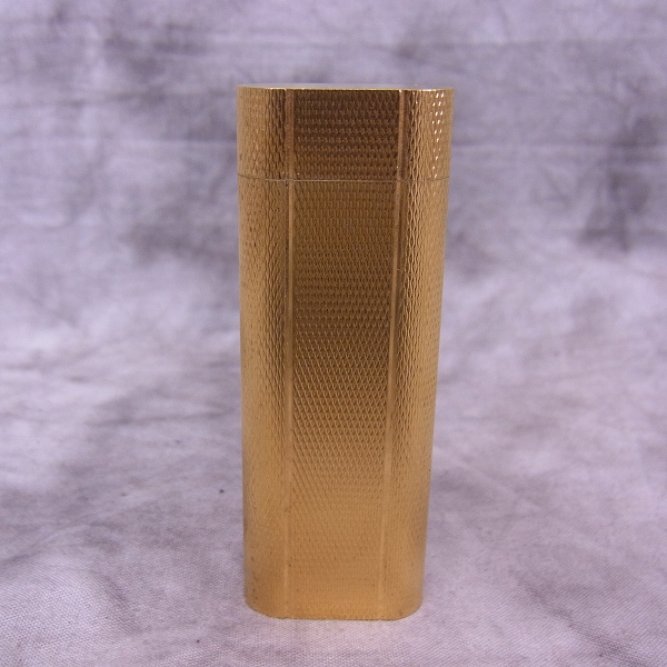 実際に弊社で買取させて頂いたCartier/カルティエ　ガスライター 網目柄 ゴールドカラー