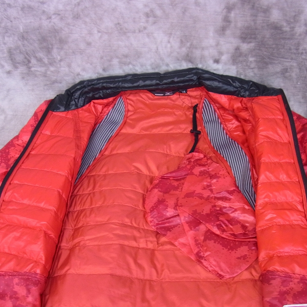 実際に弊社で買取させて頂いた【未使用】MIZUNO/ミズノ ゴルフウェア リフレクションギア ダウンジャケット レッド/Lの画像 7枚目