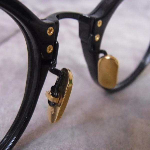 実際に弊社で買取させて頂いたOLIVER GOLDSMITH/オリバーゴールドスミス 眼鏡/メガネフレーム Baker ラウンドの画像 4枚目