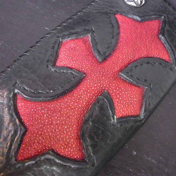 実際に弊社で買取させて頂いたA&G/エーアンドジー クロススティングレイインレイ ロングウォレット グロメット付 の画像 6枚目