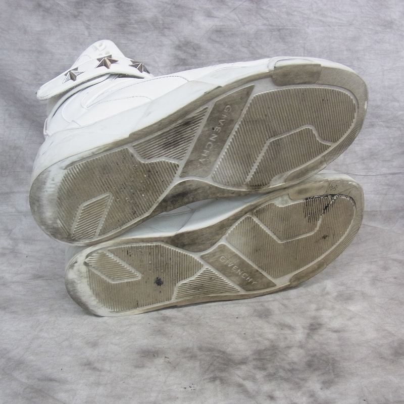 実際に弊社で買取させて頂いたGIVENCHY/ジバンシィ スタースタッズ ハイカットスニーカー/40の画像 2枚目