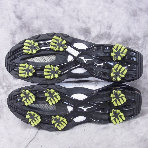 実際に弊社で買取させて頂いたMIZUNO/ミズノ ゴルフシューズ ホワイト 45KM-02801/25.5の画像 2枚目