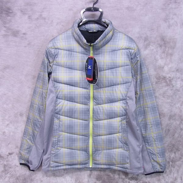 実際に弊社で買取させて頂いた【未使用】MIZUNO/ミズノ ゴルフウェア 中綿ブルゾン チェック柄 ムーブウォーマー グレー/XL