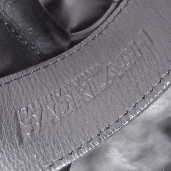 実際に弊社で買取させて頂いたBACKLASH/バックラッシュ レザー 三日月型ショルダーバッグ/バナナバッグ の画像 4枚目