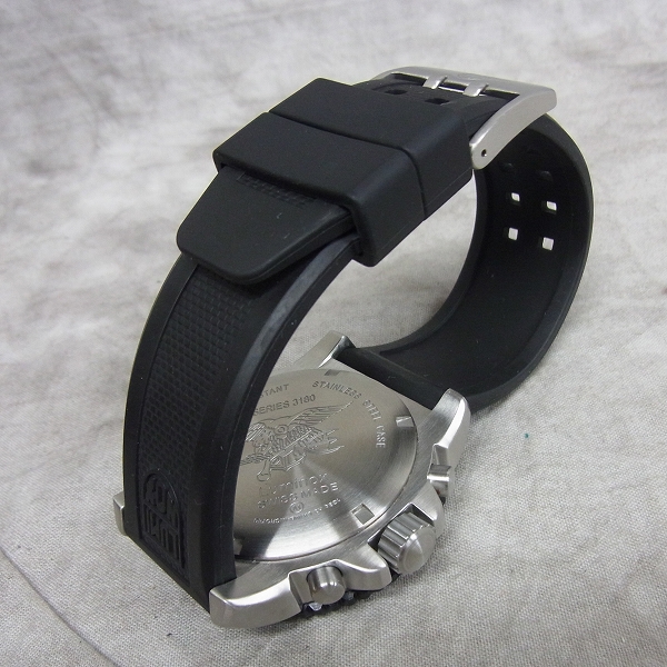実際に弊社で買取させて頂いたLUMINOX/ルミノックス クロノグラフ 腕時計 ネイビーシールズ 3180 の画像 2枚目