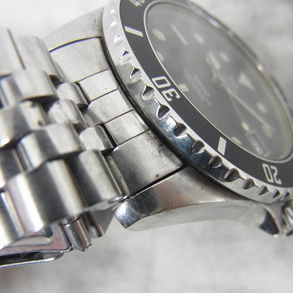 実際に弊社で買取させて頂いた【動作未確認】TAG HEUER/タグホイヤー プロフェッショナル1000 クォーツ 980 013Nの画像 5枚目