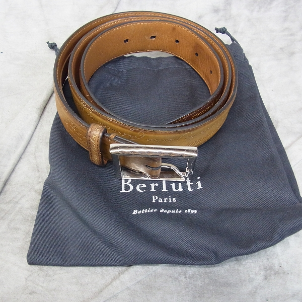 実際に弊社で買取させて頂いたBerluti/ベルルッティ カリグラフィ レザーベルト 105/42の画像 6枚目