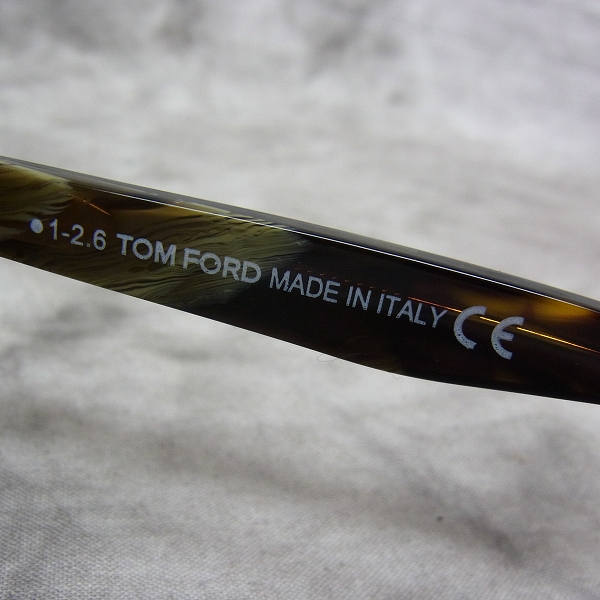 実際に弊社で買取させて頂いたTOMFORD/トムフォード レンズ無し フルフレーム TF5430-Fの画像 5枚目