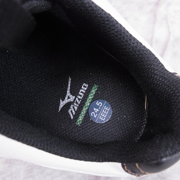 実際に弊社で買取させて頂いたMIZUNO/ミズノ ゴルフシューズ 45KM-02801 24.5の画像 4枚目