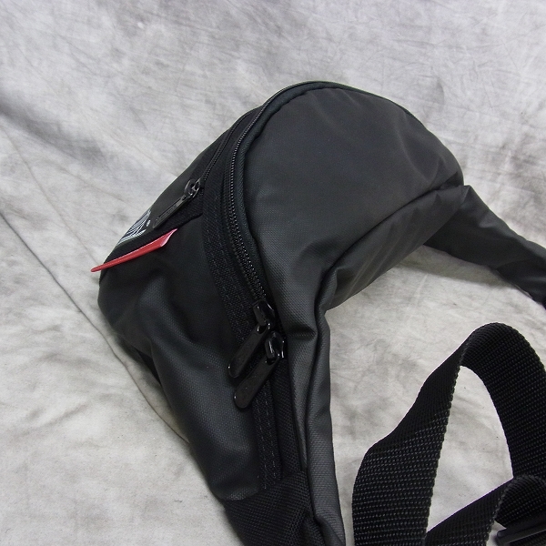 実際に弊社で買取させて頂いたManhattan Portage/マンハッタンポーテージ ウエストバッグ ブラックの画像 3枚目