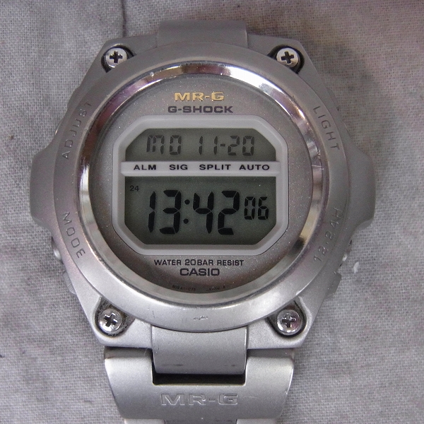 実際に弊社で買取させて頂いたG-SHOCK/Gショック メタルバンド MR-G 腕時計 MRG-100T-8の画像 1枚目