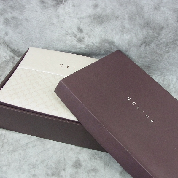 実際に弊社で買取させて頂いたCELINE/セリーヌ 合繊肌掛けふとん 布団/シングルの画像 3枚目
