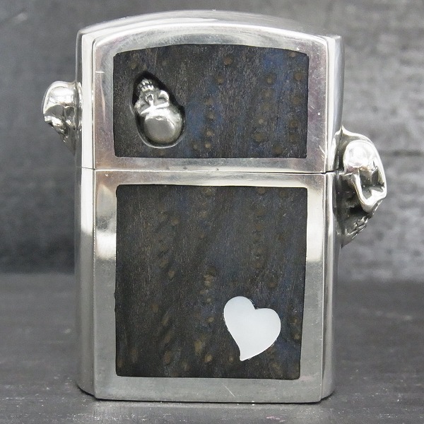 実際に弊社で買取させて頂いた【ギャラ付】STANLEY GUESS ZIPPO ラージ Wサイド マルチシェル/ウッドw/ホワイトハートシェル インレイ スカルヒンジの画像 2枚目