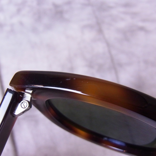 実際に弊社で買取させて頂いたCELINE/セリーヌ サングラス Pretty デミ柄/ブラウン系 CL 41801/Sの画像 6枚目