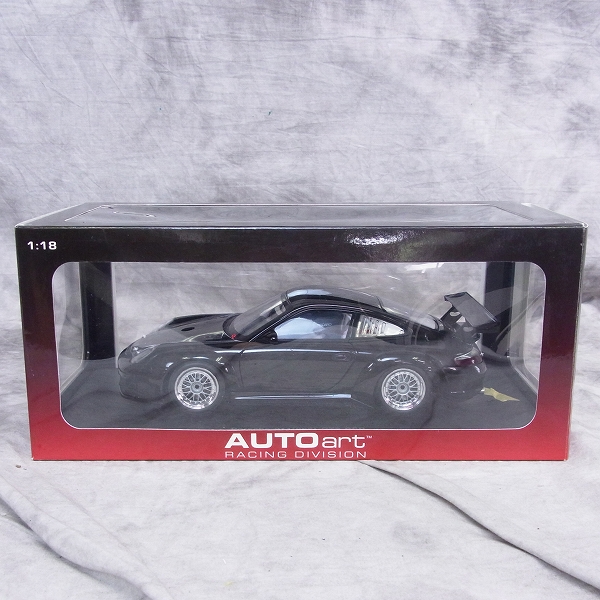 実際に弊社で買取させて頂いたAUTOart/オートアート PORSCHE 911 996 GT3 RSR プレーンボディ ミニカーの画像 5枚目
