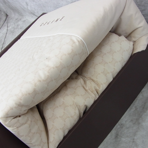 実際に弊社で買取させて頂いたCELINE/セリーヌ 合繊肌掛けふとん 布団/シングルの画像 2枚目