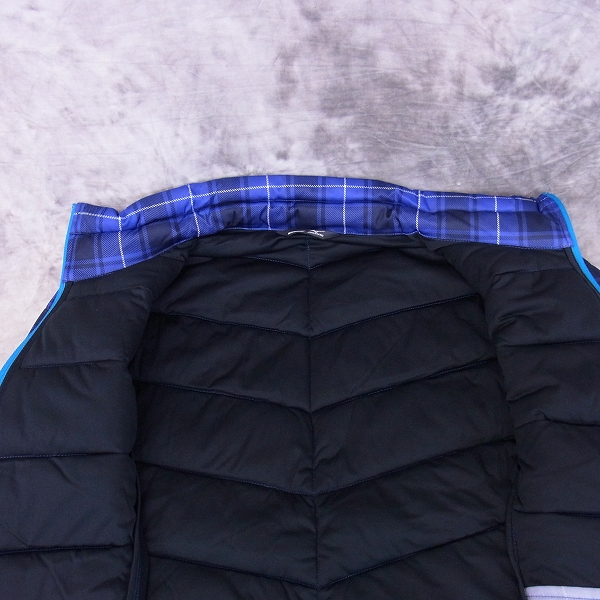 実際に弊社で買取させて頂いた【未使用】MIZUNO/ミズノ ゴルフウェア 中綿ブルゾン チェック柄 ムーブウォーマー ブルー/XLの画像 5枚目