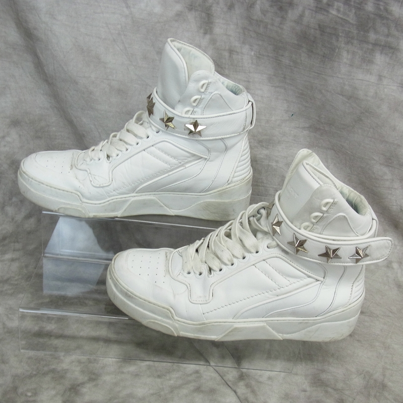 実際に弊社で買取させて頂いたGIVENCHY/ジバンシィ スタースタッズ ハイカットスニーカー/40の画像 3枚目