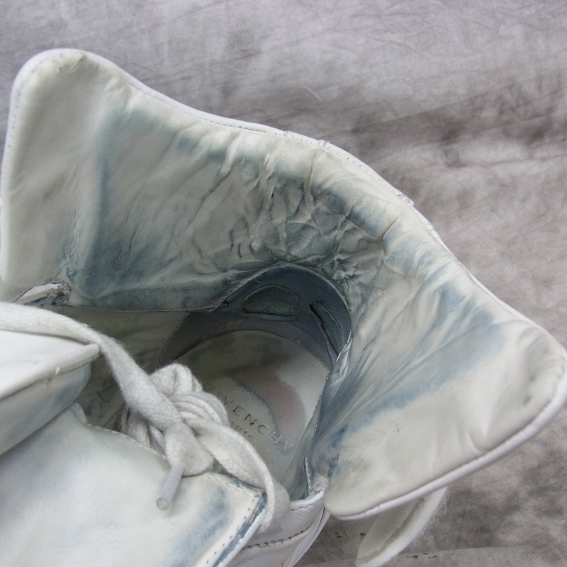 実際に弊社で買取させて頂いたGIVENCHY/ジバンシィ スタースタッズ ハイカットスニーカー/40の画像 4枚目