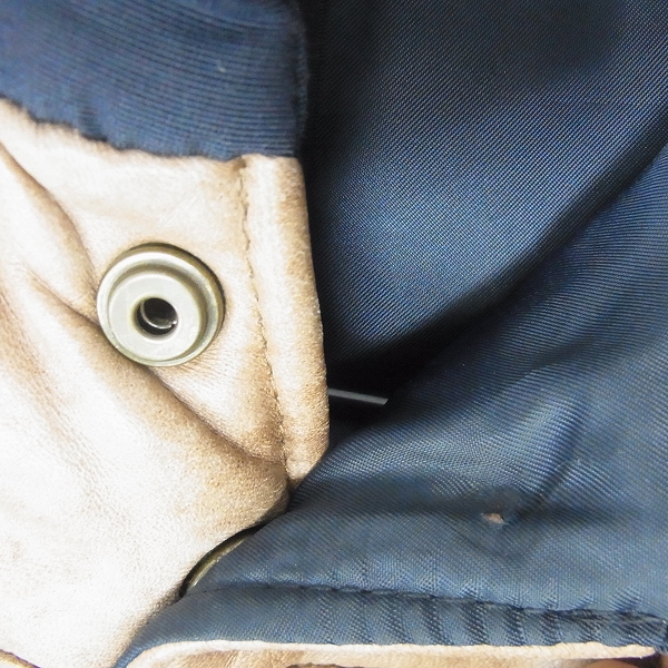 実際に弊社で買取させて頂いたglamb/グラム フード付き/ラックスダウンベスト ネイビー 1の画像 4枚目