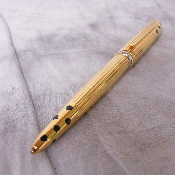 実際に弊社で買取させて頂いたCaltier/カルティエ パンテール トリニティ ボールペン オニキス付