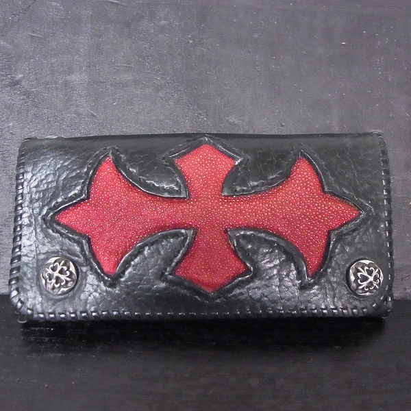 実際に弊社で買取させて頂いたA&G/エーアンドジー クロススティングレイインレイ ロングウォレット グロメット付 の画像 1枚目