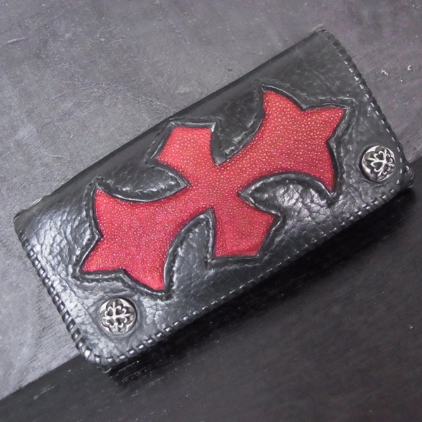 実際に弊社で買取させて頂いたA&G/エーアンドジー クロススティングレイインレイ ロングウォレット グロメット付 