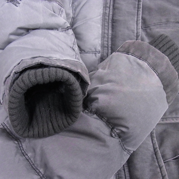 実際に弊社で買取させて頂いたARMANI JEANS/アルマーニジーンズ ファー付 ユーズド加工 ダウンジャケット USA:XXSの画像 4枚目