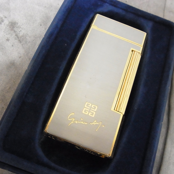 実際に弊社で買取させて頂いたGIVENCHY/ジバンシィ ローラーガスライター ゴールド×シルバー
