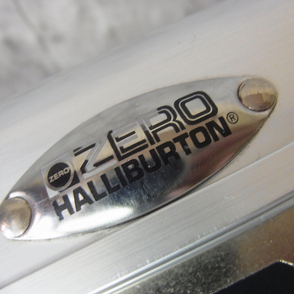 ZERO HALLIBURTON/ゼロハリバートン アタッシュケース クリアハンドル の買取実績 - ブランド買取専門店リアクロ