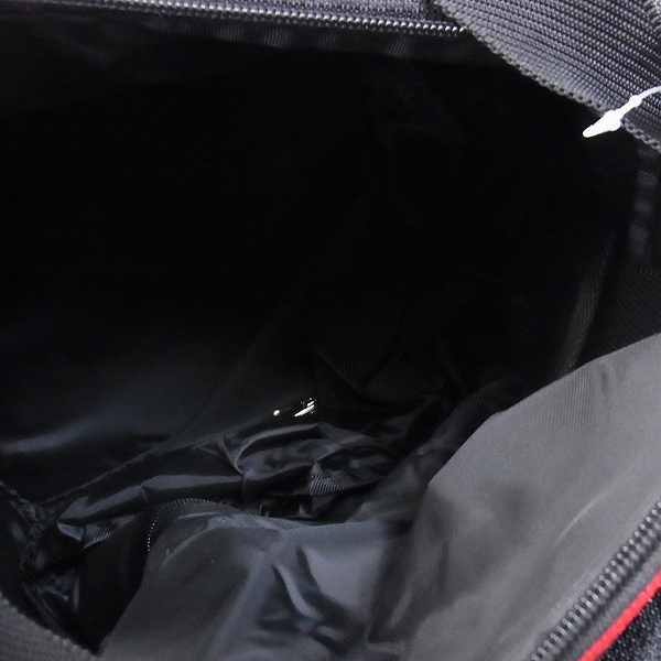 実際に弊社で買取させて頂いた【未使用】Le coq sportif/ル・コック ボストンバック QQ2145 ブラック/レッド シューズインの画像 4枚目