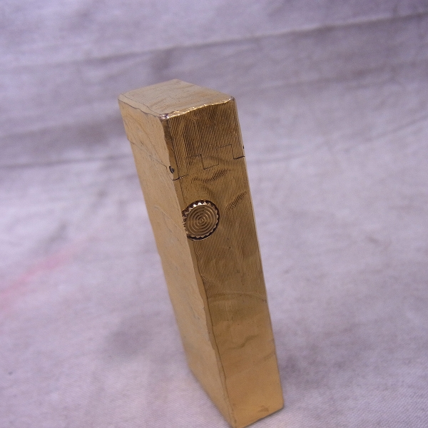 実際に弊社で買取させて頂いたDunhill/ダンヒル ローラー ガスライター ゴールド スイス製の画像 3枚目