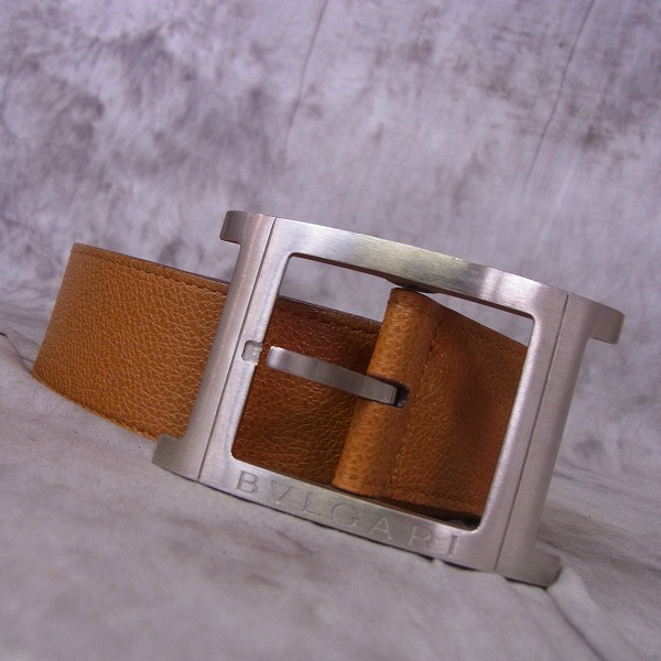実際に弊社で買取させて頂いたBVLGARI/ブルガリ ロゴ刻印バックル付 型押し レザーベルト