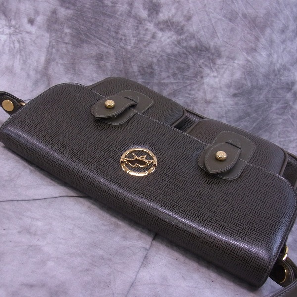 実際に弊社で買取させて頂いたHUNTING WORLD/ハンティングワールド レザー ショルダーバッグ カーキの画像 2枚目