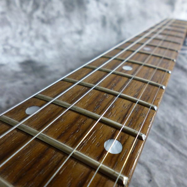 実際に弊社で買取させて頂いた★Greco/グレコ EW-88 TBK Translucent Black ペグ交換済み エレキギターの画像 3枚目