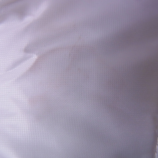 実際に弊社で買取させて頂いた【未使用】le coq sportif/ルコック ゴルフウェア アウターダウンジャケット 半袖 ホワイト/LLの画像 4枚目