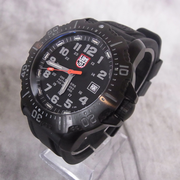 実際に弊社で買取させて頂いたLUMINOX/ルミノックス ANU 4200シリーズ クォーツ/ref.4221.CW