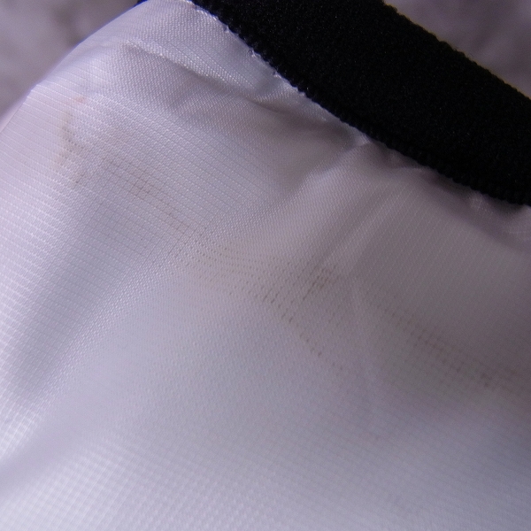 実際に弊社で買取させて頂いた【未使用】le coq sportif/ルコック ゴルフウェア アウターダウンジャケット 半袖 ホワイト/LLの画像 5枚目