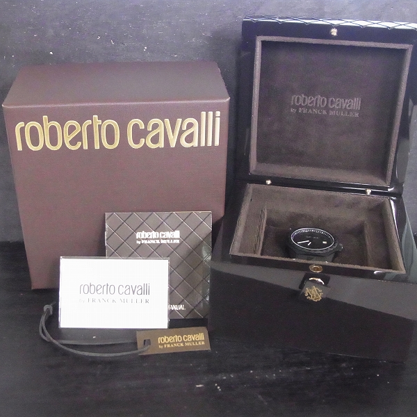 実際に弊社で買取させて頂いたRoberto Cavalli by FRANCK MULLER／ロベルト・カヴァリ バイ フランクミュラー クォーツ 腕時計 RV1G018M0071の画像 7枚目