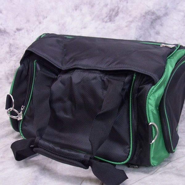 実際に弊社で買取させて頂いた【未使用】Le coq sportif/ル・コック ボストンバック QQ2145 ブラック/グリーン シューズインの画像 2枚目